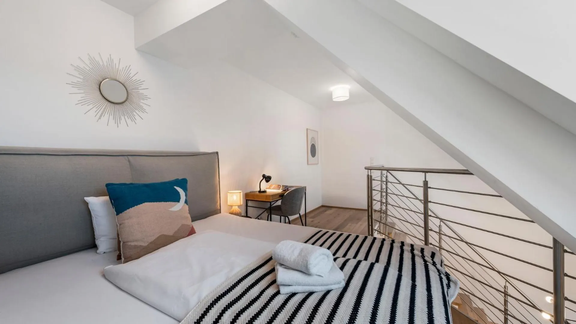 Hills Residences Вена Апарт-отель
